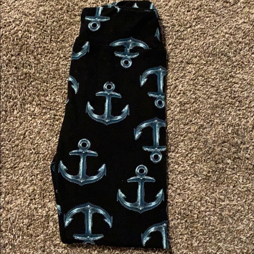 Unicorn OS Anchor Lularoe leggings.